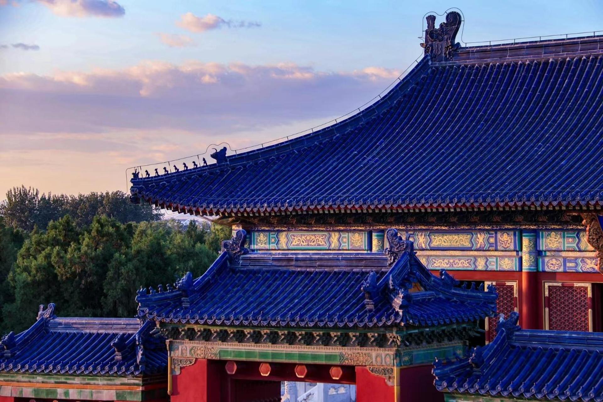 East Sacred Hotel ᴸᴱo---Foreign Accept---Tourism Service English-Speaking 丨 Near Tiananmen Forbidden City丨very Close To Metro Zhangzizhong And Beixinqiao 丨european Foot Ball English丨free Advance Tickets And Laundry Drying Service Coffee Snacks Beijing Eksteriør bilde