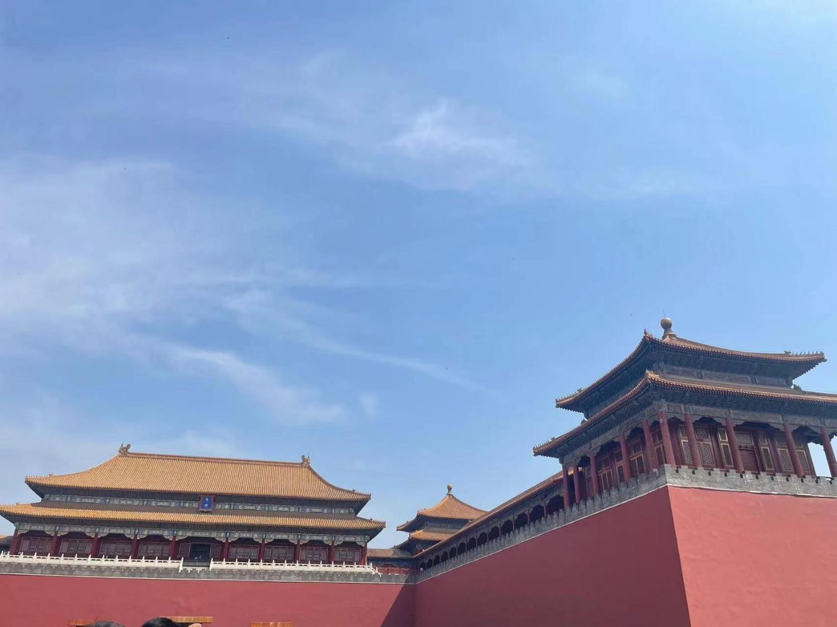 East Sacred Hotel ᴸᴱo---Foreign Accept---Tourism Service English-Speaking 丨 Near Tiananmen Forbidden City丨very Close To Metro Zhangzizhong And Beixinqiao 丨european Foot Ball English丨free Advance Tickets And Laundry Drying Service Coffee Snacks Beijing Eksteriør bilde